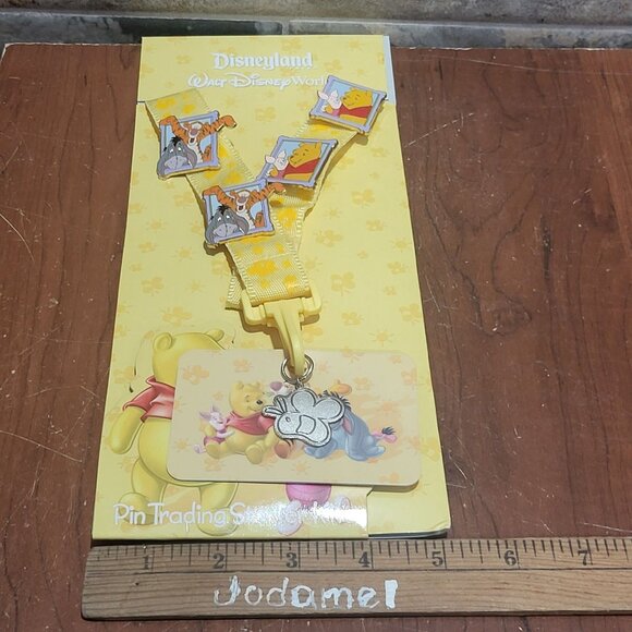 Disney Winnie the Pooh Trading Pins Hunny Pot Breakaway Lanyard ID Badge Holder - Picture 10 of 14